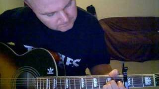 ♪♫ Noel Gallagher  Everybodys On The Run Tutorial [upl. by Nevaed]