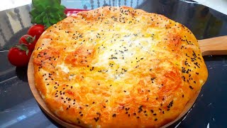 DIT RECEPT WIL JE ELKE DAG MAKEN  ZO MAAK JE TURKSE BROOD  COREK MET KAAS [upl. by Trescott180]