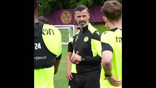 Stuart Kettlewell gives a training team talk [upl. by Anehta534]