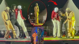 Concert Wally Seck Bale des faramarene Ndiap fait une entrée extraordinaire et explose la scène… [upl. by Hebert]