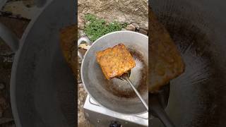 Tutorial goreng bata food tutorial komedi alanofficial [upl. by Nosauq865]