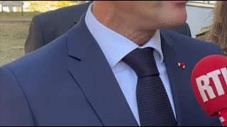 Un professeur devant chaque classe à la rentrée  quotOuiquot répond Emmanuel Macron [upl. by Attenyw]