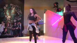 Tinashe performs quotAll Hands on Deckquot PrimarkBoston [upl. by Antony]