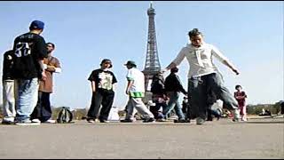 Trocadero  12 Way Clownwalk in Paris [upl. by Abie]