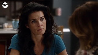 2M7258100  In the Picture  Rizzoli amp Isles  TNT [upl. by Corwin169]