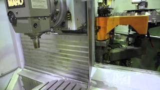 CNC Fräsmaschine MAHO 600E [upl. by Tnilc]