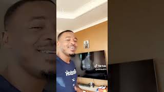 Msikie Alikiba King akiipiga happy birthday live anajua sana [upl. by Noguchi]