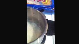 طبخ ارز بطريق كوري How to cook rice in korean way [upl. by Notgnirrac]