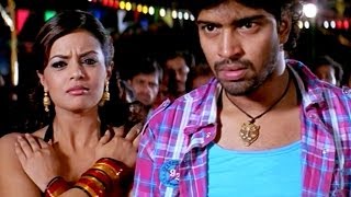 Gamyam Movie  Allari Naresh Saving Dancer Stunning Action Scene [upl. by Emmery]