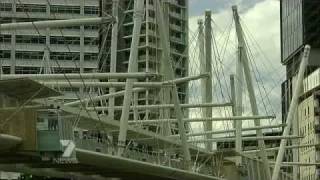 Kurilpa Bridge Opening Channel 7 [upl. by Nahtnaoj697]