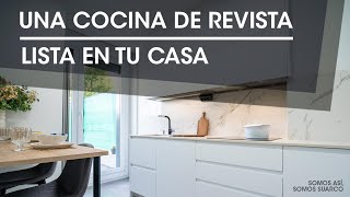 Cocina en L con barra comedor 🍽 mueble escobero🧹 rincón ciego y columna con frigorífico❄ [upl. by Steffie778]