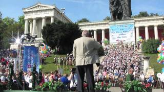 Standkonzert der WiesnKapellen 2011 vor der Bavaria [upl. by Vidda813]