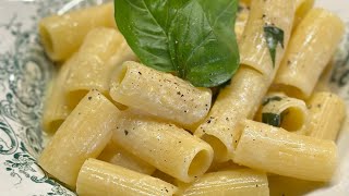 Pasta estiva e fresca con limone parmigiano e basilico [upl. by Nortna]