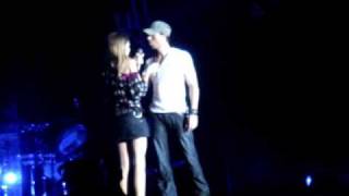 Enrique Iglesias live at Belgrades Arena  22052009  Enrique picking a girl for Hero [upl. by Toomin929]