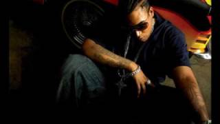 Don Omar  Anda Sola [upl. by Retsevel]