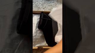 Did it again didnt’t i 🤦🏽‍♀️ unbox my mini platform Uggs🤍 foryou uggs haul short fyp [upl. by Leuqcar]