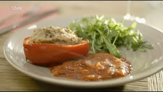 Gevulde paprikas met tomatensaus [upl. by Avert]