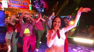 Natti Natasha  Ya No Te Extraño quotVersion Mamboquot En Vivo Desde Premios Lo Nuestro [upl. by Attenyl]