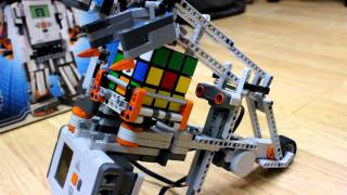 Compratonica  Mindstorms NXT 2 amp Rubik Cube [upl. by Yromas595]