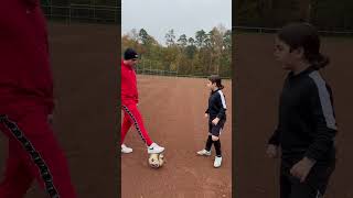 Ball hochhalten gegen offizielldominik fußball challenge soccer footballshorts [upl. by Bouzoun866]