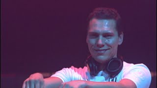 DJ Tiesto  Traffic DJ Montana Edit DVD Remux HD Tiesto in Concert  Arnhem Gelredome 2004 [upl. by Gerik]