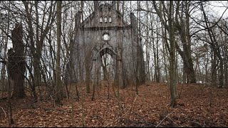 Mysteriöse Kapelle im Wald  Spontane Funde in Ostpreußen [upl. by Gasperoni]