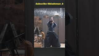 Katana cutting sitting batto cut a bamboo and 3 combo slash a straw battojutsu [upl. by Targett]