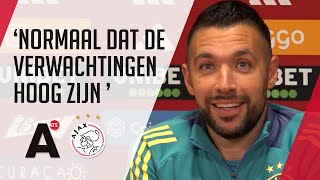 Ajaxtrainer Farioli over de Klassieker [upl. by Anaeel]