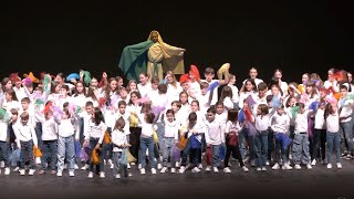 Alumnos de ‘La Inmaculada’ maravillan en una obra teatral en honor a la Virgen [upl. by Artenek212]