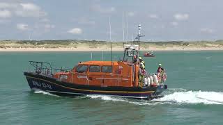 Rye and Dungeness RNLI and Pett Level Indie Lifeboats enter Rye Harbour 20th July 2024 [upl. by Anada]