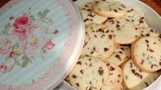 Biscotti con gocce di cioccolato  Le ricette di DELIZIEePASTICCi [upl. by Edmead]