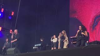 Arsenal  Estupendo Live at Werchter Boutique 19062022 [upl. by Durwyn]