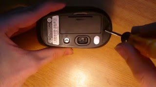 How to disassemble Microsoft Wireless Mobile Mouse 1000 [upl. by Corilla]