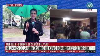 MENDOZA ALUMNOS DE LA UNIVERSIDAD DE CUYO TOMARON EL RECTORADO [upl. by Georgy925]