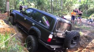 Palmwoods landcruiser flexing nearly tipped [upl. by Cogswell954]