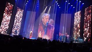 Caetano Veloso e Maria Bethânia  Filhos de Gandhi Gilberto Gil [upl. by Liva992]