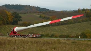 Schwertransport WindradRotorblatt mit FlügelTransportVorrichtung FTV 300  Kalletal 31102016 [upl. by Aronas]