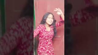 তাই তো আমার মনে প্রেম জেগে উঠেছে ❤️🥰 Short trending video Bangla nacher song ❤️🥰🌻🧿 [upl. by Irita]