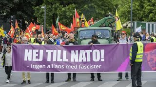 Suède  manifestation antiErdogan et contre ladhésion à lOtan [upl. by Walley]