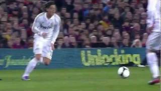 Mesut Özil Terrific Shot against Barça [upl. by Dier]