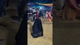 ડાકલા 😍dakla navratrispecial garba sapna Ahir gujrati trendingshorts popular viralvideos [upl. by Maddis]