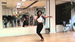 bachata lady style Deisy wwwbailesurmadridcom [upl. by Annaig273]