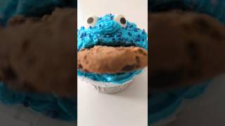 🧁Cookie Monster cupcake baking stopmotion [upl. by Acirej]