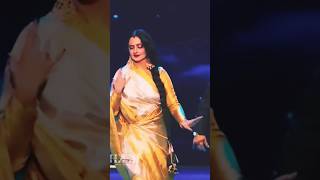 रेखा जी अंदाज़ 🥰🔥☘️ bollywood hindisong shortsfeed iifaaward dance rekha viral youtubeshorts [upl. by Eellek]