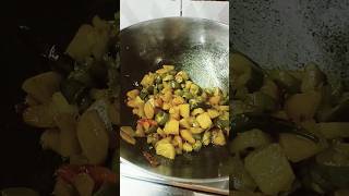 Chale hi Jana hai nazar chura ke youtubeshorts food youtubers cooking music viral [upl. by Ahsirtap]