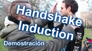 APRENDER A HIPNOTIZAR  Handshake induction 1  DEMOSTRACIÓN  TUTORIALESDEHIPNOSISCOM [upl. by Salem]