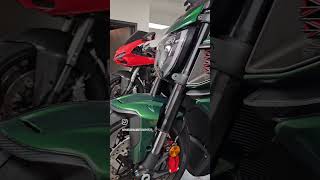 Unboxing the Ducati Diavel V4 Bentley ducati diavel bentley diavelv4 [upl. by Travis927]