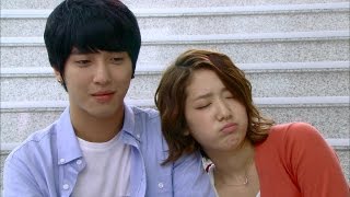 【TVPP】Park Shin Hye  Cute drinking habits 박신혜  용화신 어깨에 기대 귀여운 술주정  Heartstring [upl. by Erlinna808]