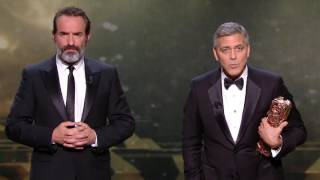 Jean Dujardin traducteur officiel de George Clooney  César 2017 [upl. by Franza]