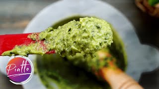 PESTO alla GENOVESE Ricetta Originale Pesto Fatto in Casa in MENO di 10 MINUTI [upl. by Odnolor516]